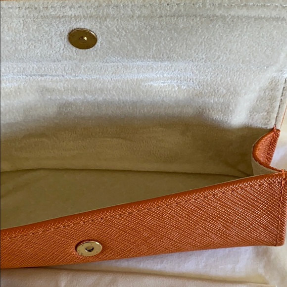 TORY BURCH Reading Glasses - Picture 8 of 8